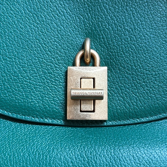 Stunning emerald green crossbody bag with gold hardware. Rebecca Minkoff - Picture 2 of 8